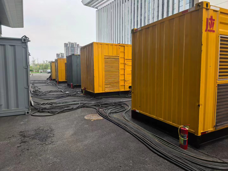 翠屏不同季节柴油发电机组保养有哪些注意事项？