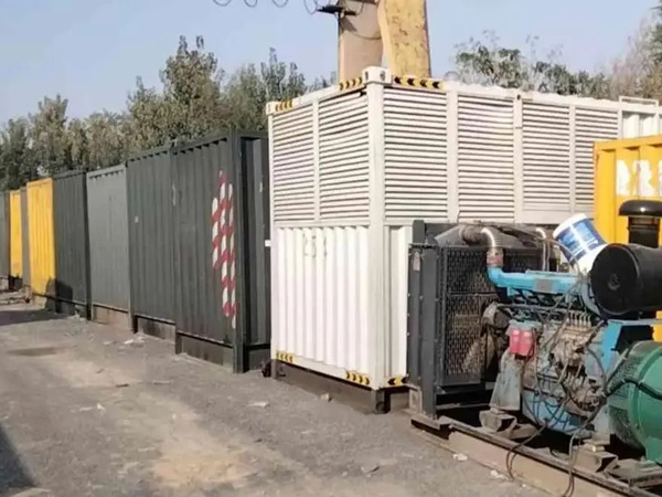 翠屏200KW柴油发电机机组每小时油耗是多少?